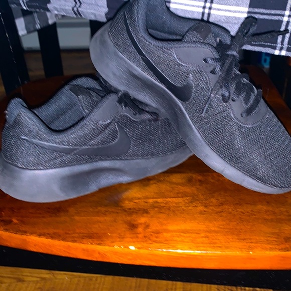 All Black Nike - Picture 2 of 10